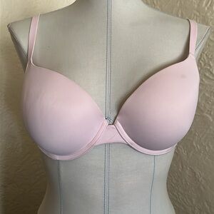 Victoria’s Secret Pink Wear Everywhere Push-Up Bra 34D Pale Pink Flaw